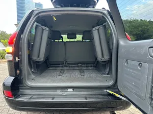 Toyota Land Cruiser Prado 2005 Black