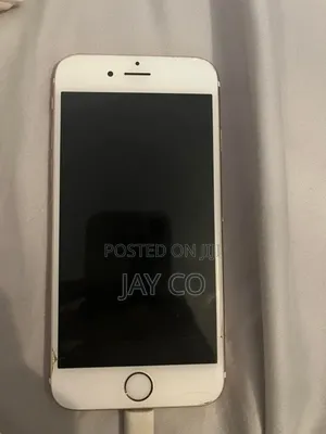 Apple iPhone 6s 64 GB Gold