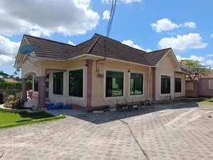 4bdrm House in Mchakama Real Estate, Kiwalani for sale