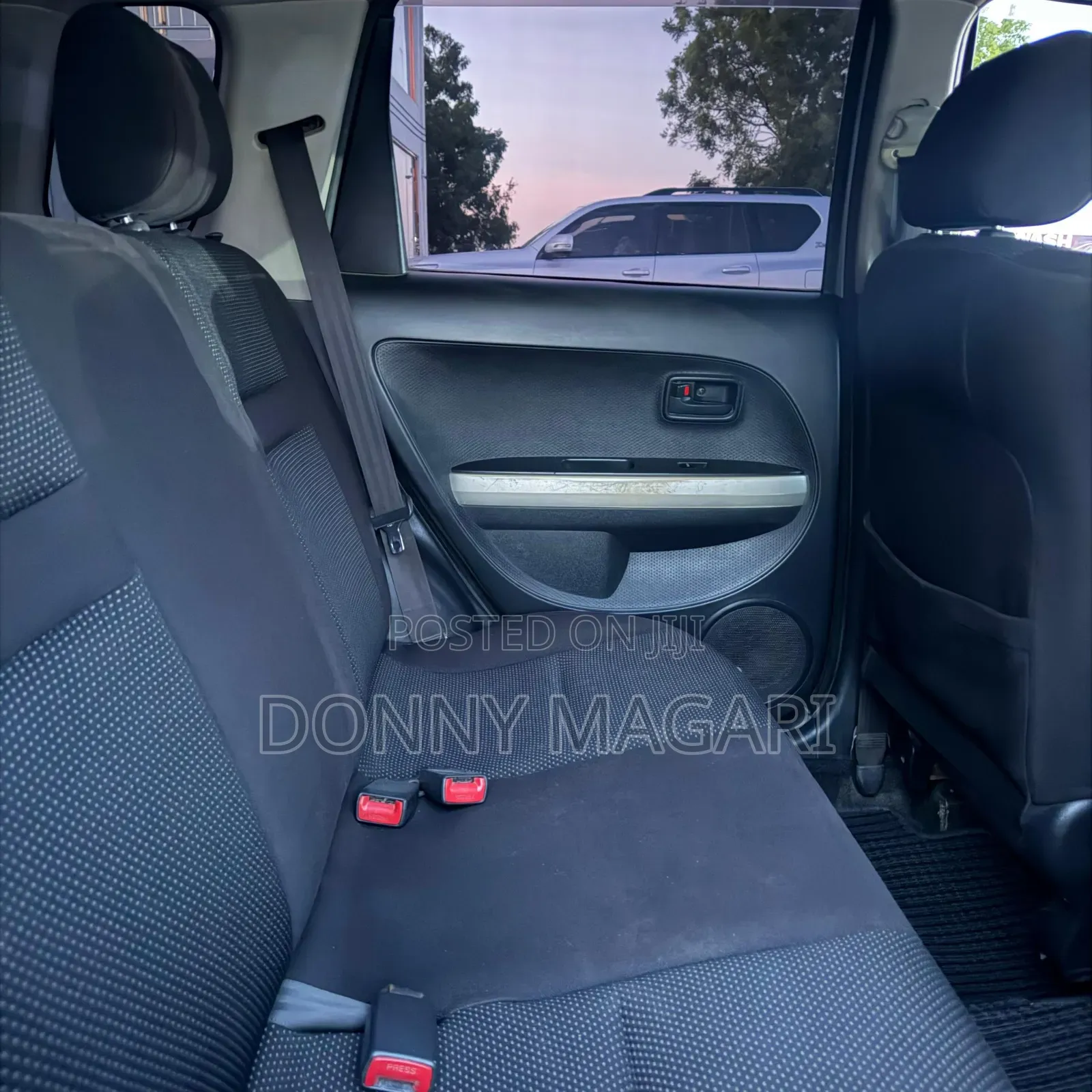 Toyota IST 2004 Silver