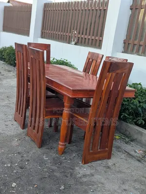 Dinning Ya Watu Sita
