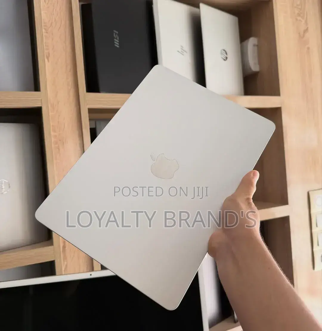 New Laptop Apple MacBook Air 2023 M2 16GB Apple M2 SSD 256GB