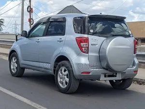 Toyota Rush 2006 Silver