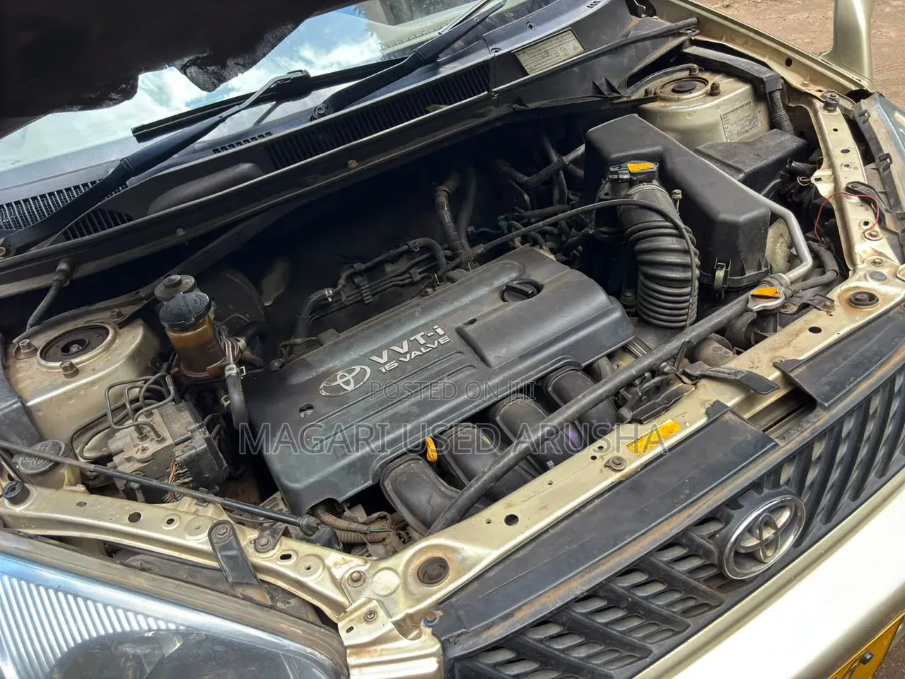 Toyota RAV4 2004 Gold