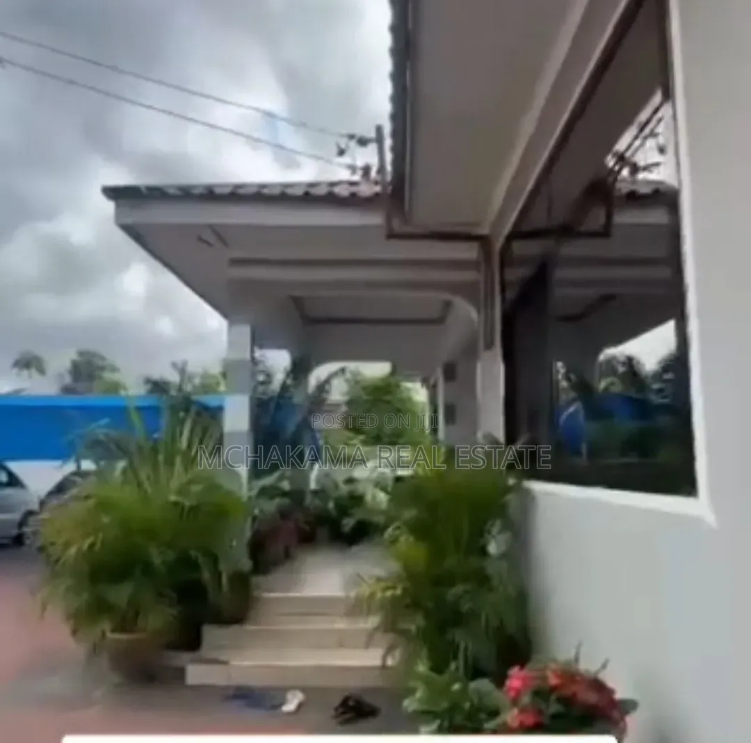 3bdrm House in Mchakama Real Estate, Ukonga for sale