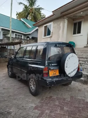 Suzuki Escudo 2005 Black
