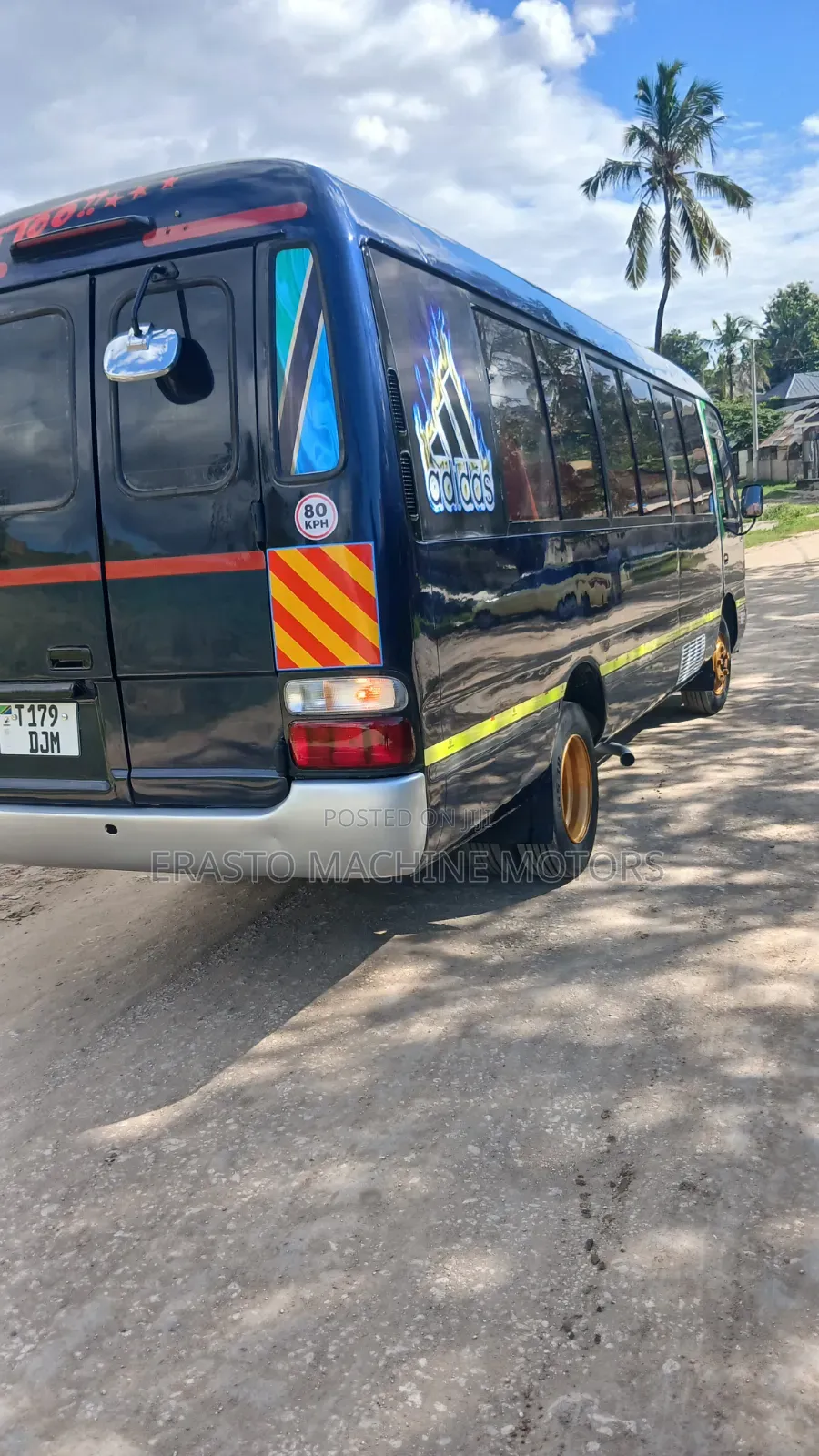 Toyota Coaster 2000 Blue