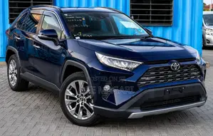 Toyota RAV4 2021 Blue