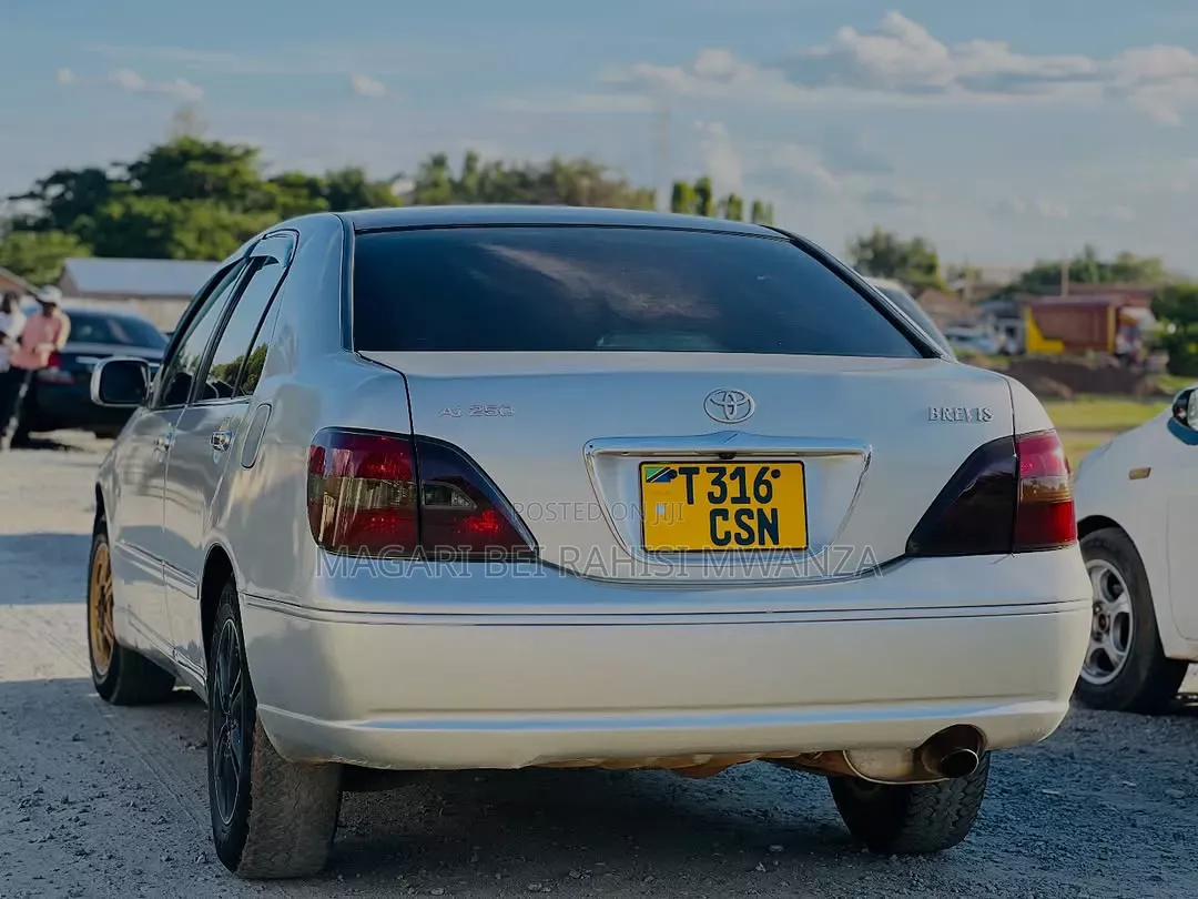 Toyota Brevis 2005 Silver