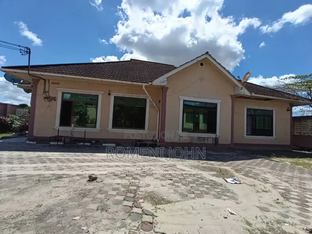 4bdrm House in Tanzania Daresalaam, Ilala for sale