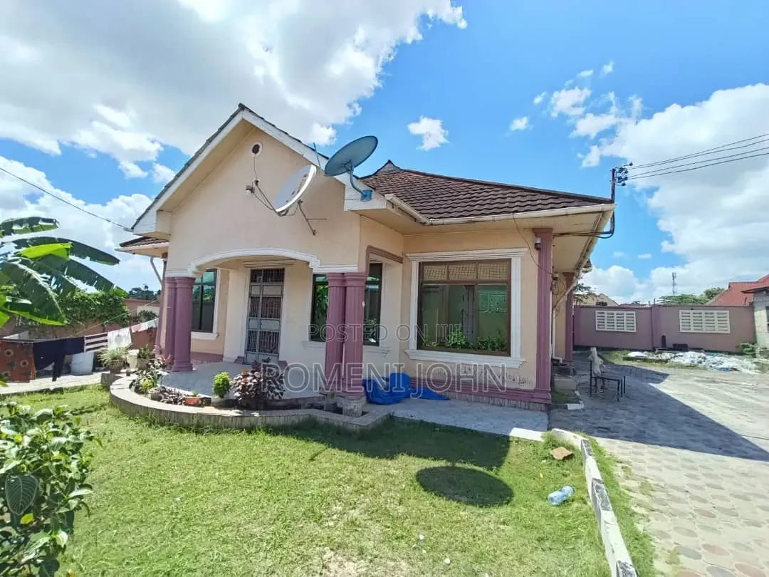 4bdrm House in Tanzania Daresalaam, Ilala for sale