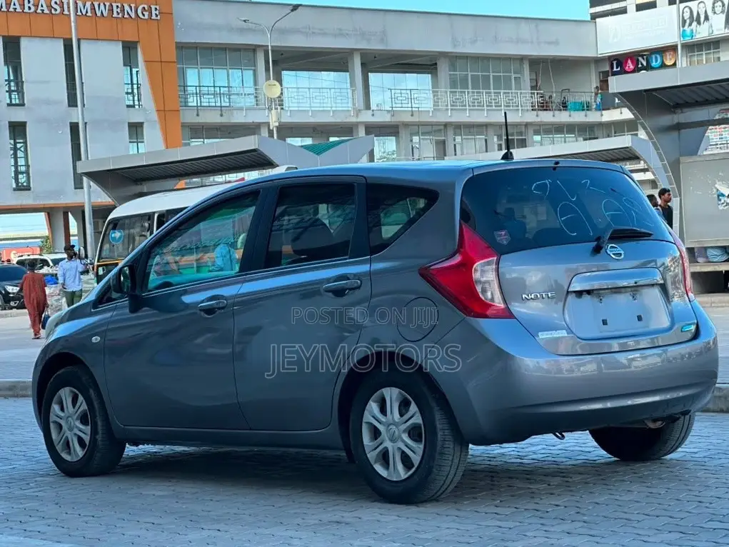 Nissan Note 2013 Gray