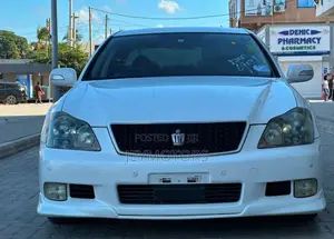 Toyota Crown 2007 White