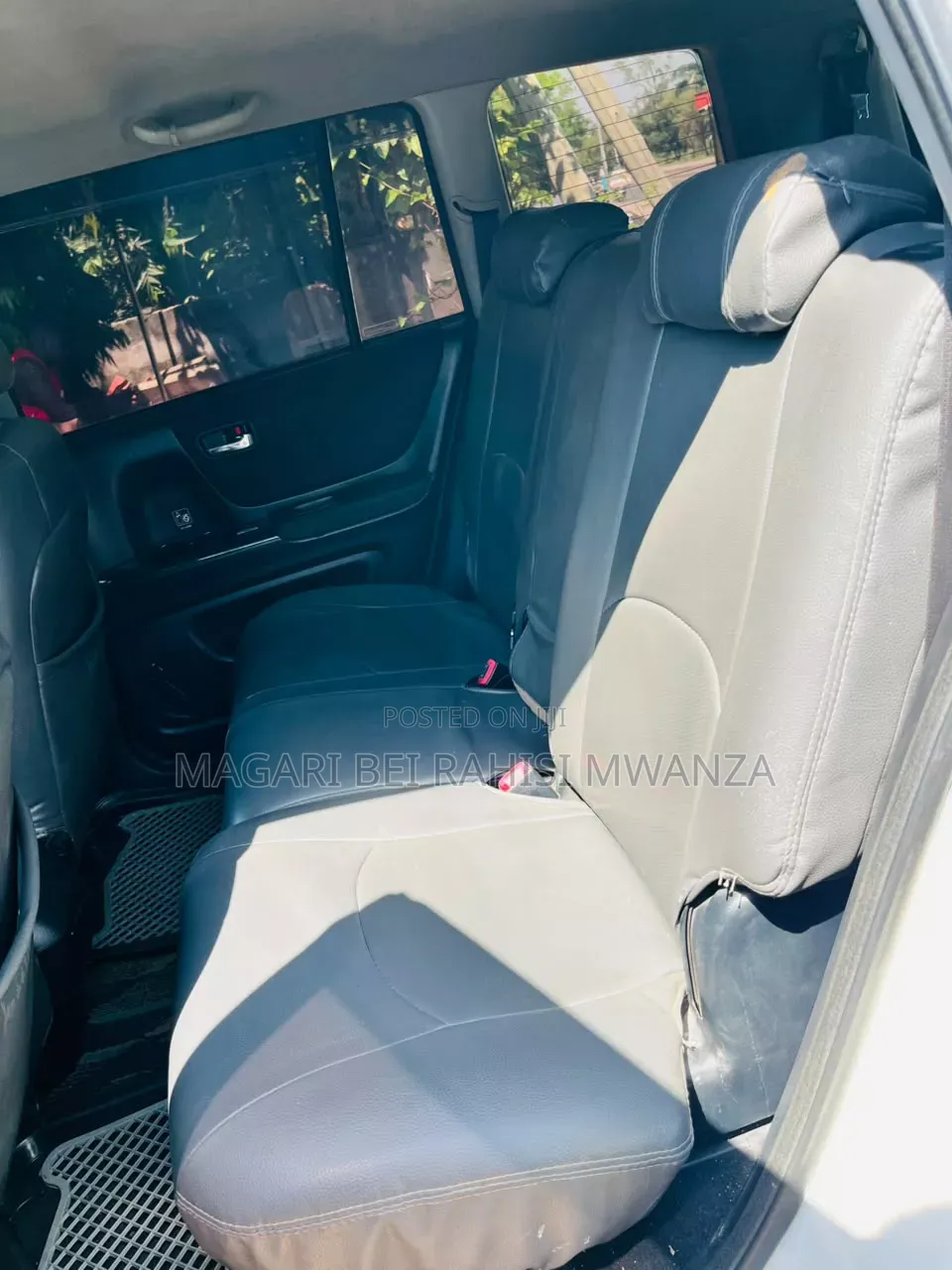 Toyota Kluger 2005 White