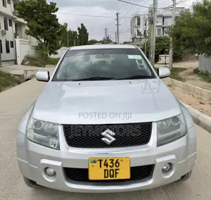 Suzuki Escudo 2006 Silver