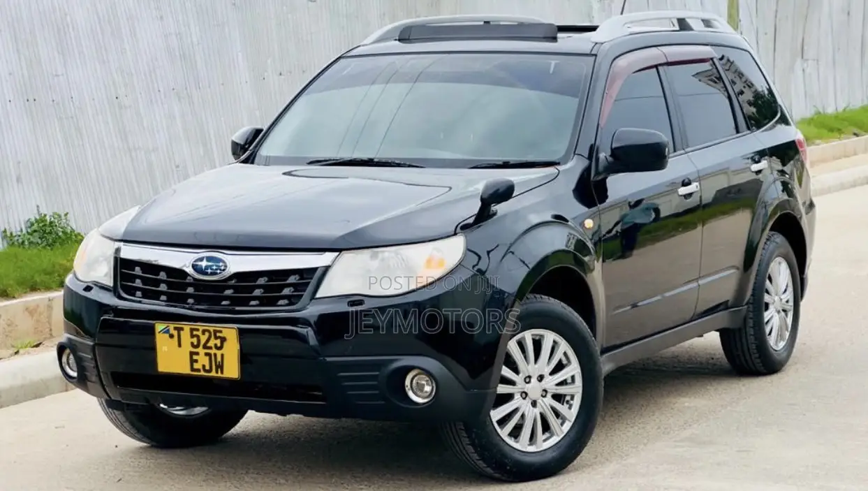 Subaru Forester 2010 Black