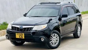 Subaru Forester 2010 Black