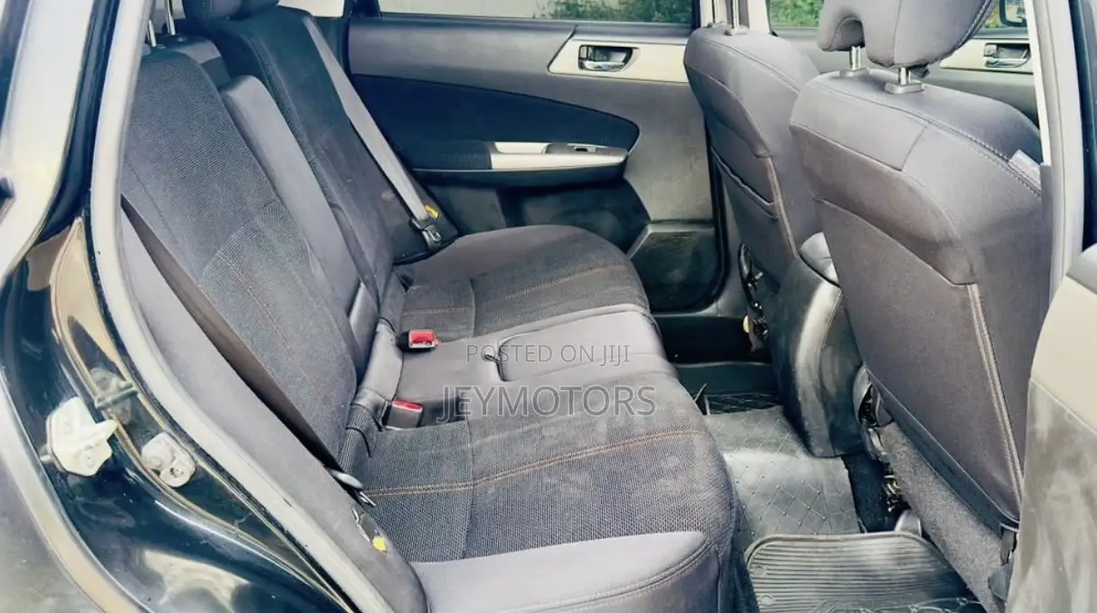 Subaru Forester 2010 Black