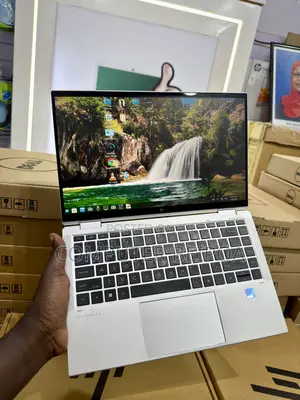 Laptop HP EliteBook 1040 G8 32GB Intel Core i7 SSD 512GB