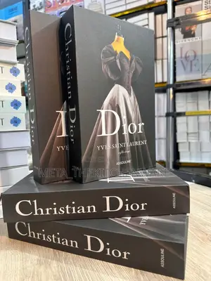 Empty Books Decore