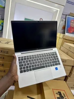 Laptop HP EliteBook 830 G8 16GB Intel Core i5 SSD 256GB
