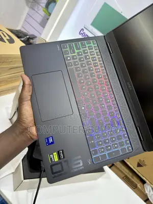 New Laptop HP Omen 17 32GB Intel Core Ultra 9 SSD 2T