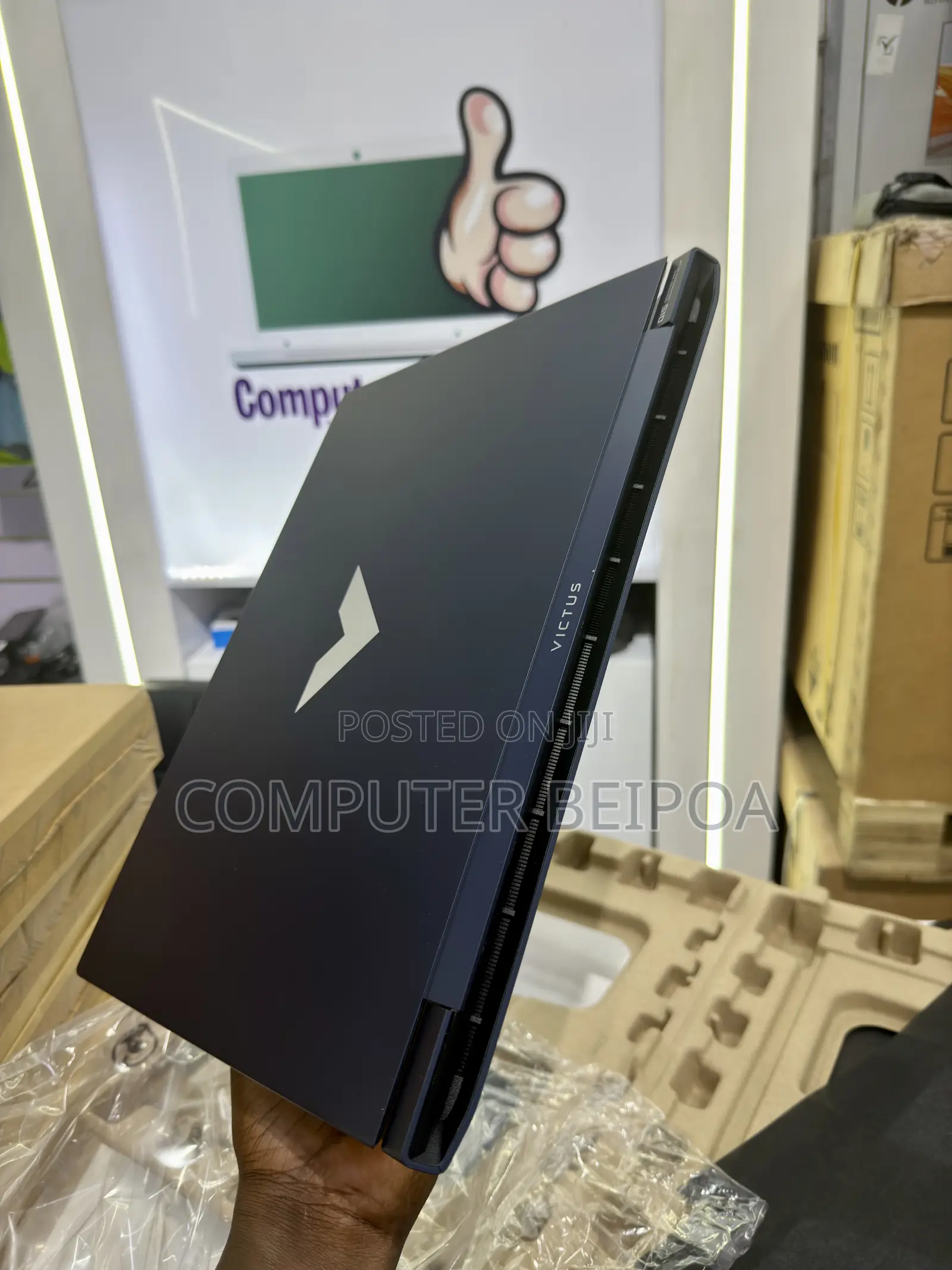 New Laptop HP Victus 15 16GB AMD Ryzen 7 SSD 512GB