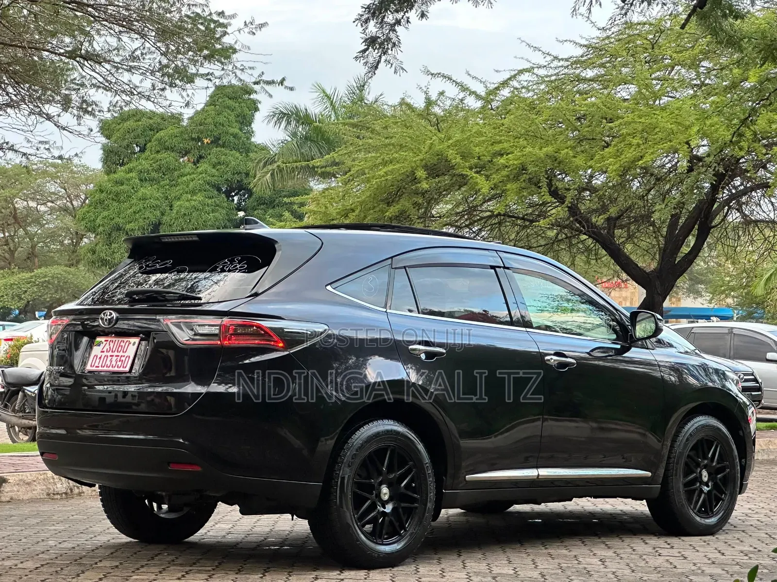Toyota Harrier 2016 Black