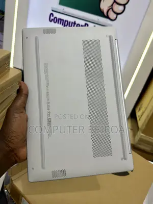New Laptop HP 14S 4GB AMD SSD 256GB