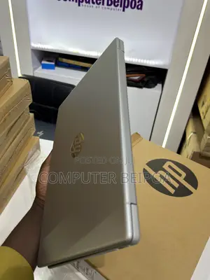 New Laptop HP 14S 4GB AMD SSD 256GB