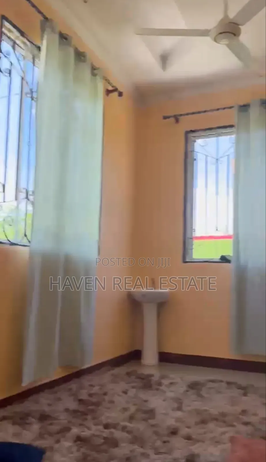 4bdrm House in Central for sale
