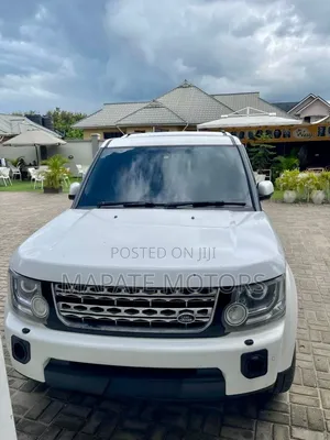 Land Rover Discovery 2013 White
