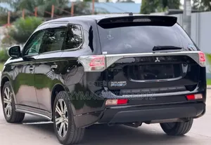 Mitsubishi Outlander 2013 Matt Black