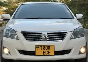 Toyota Premio 2009 White