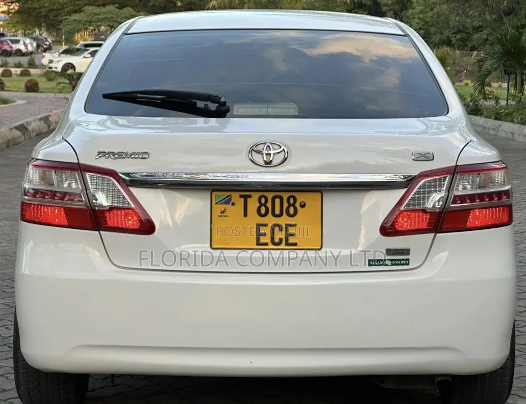 Toyota Premio 2009 White