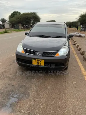 Nissan Tiida 2009 Gray