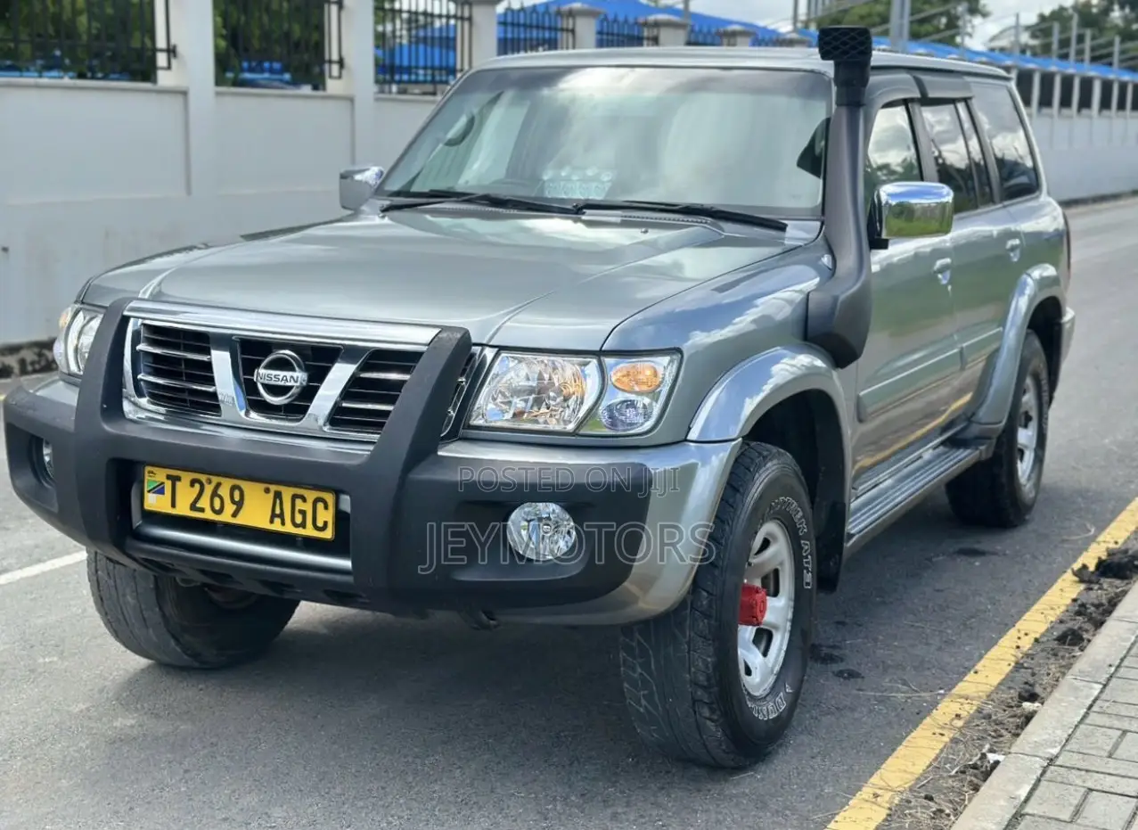 Nissan Patrol 2007 Silver