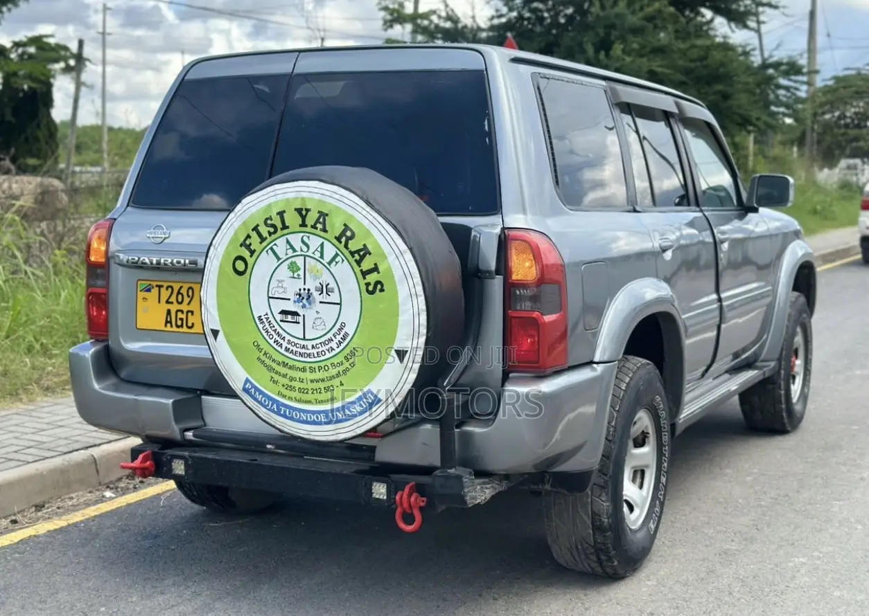 Nissan Patrol 2007 Silver