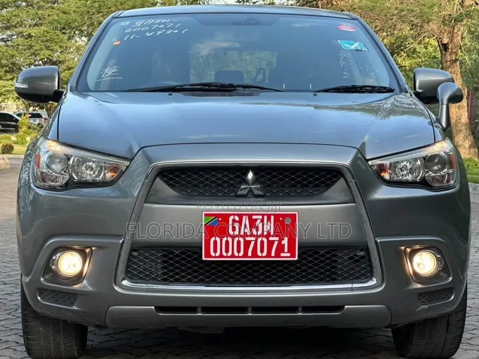 Mitsubishi RVR 2.0 2011