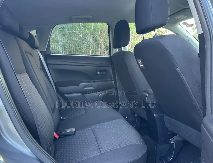 Mitsubishi RVR 2.0 2011