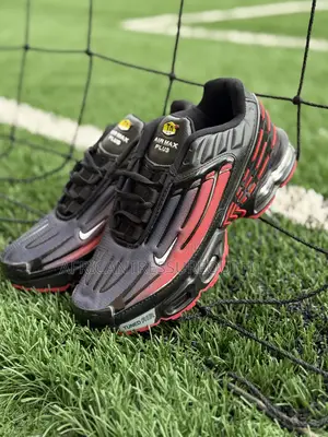 Nike Air Max Plus 3 Sneakers an Tpu Heel Clip Around Rear of the Shoe