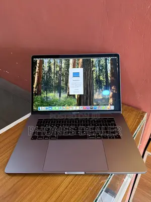 Laptop Apple MacBook Pro 2018 32GB Intel Core i7 SSD 1T