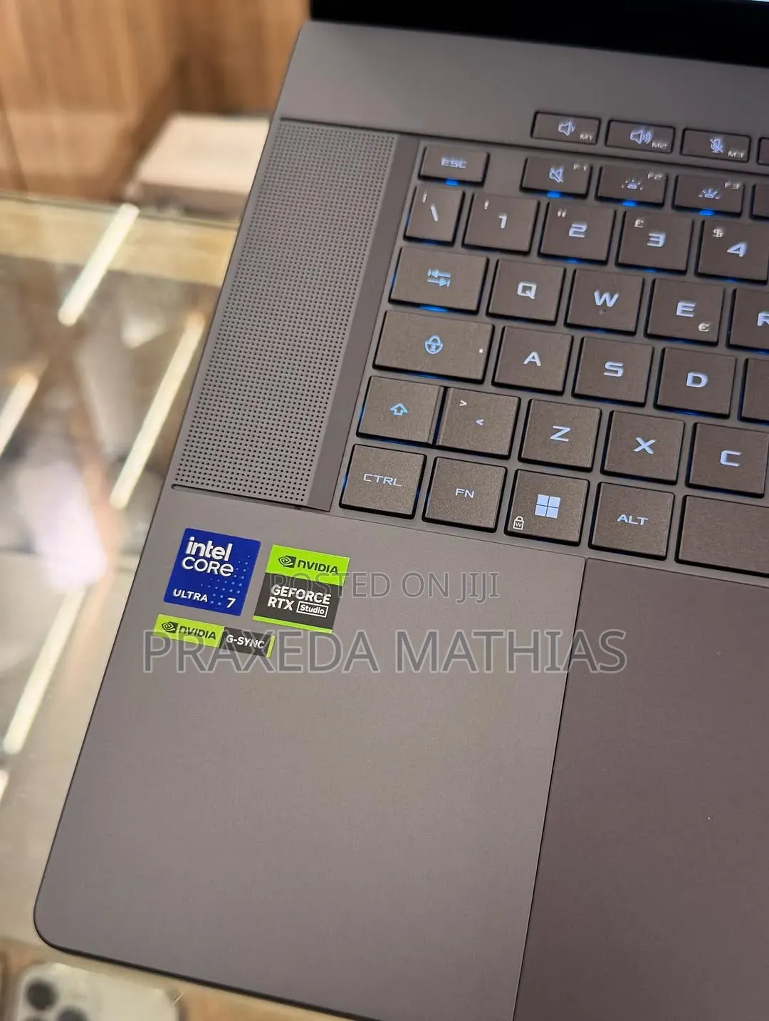 Laptop Asus ROG Zephyrus G16 16GB Intel Core Ultra 9 SSD 1T