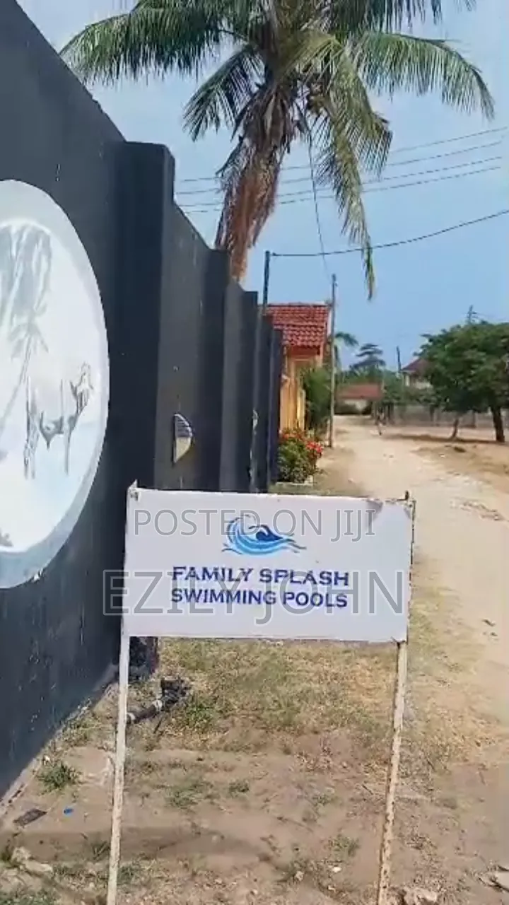 Property Inauzwa - Tegeta Nyuki | Pool + Building | Title Deed