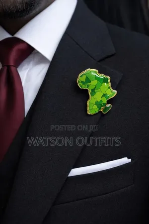 Suit Pin Badges Classic Brand New and Original Totally Smart