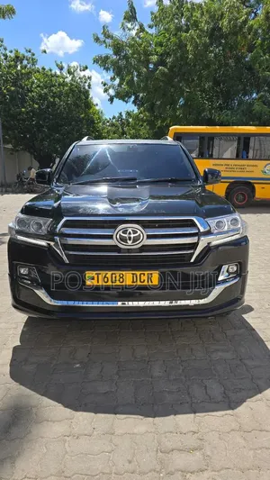 Toyota Land Cruiser 2014 Black
