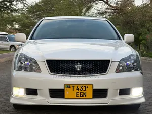 Toyota Crown 2026 Pearl