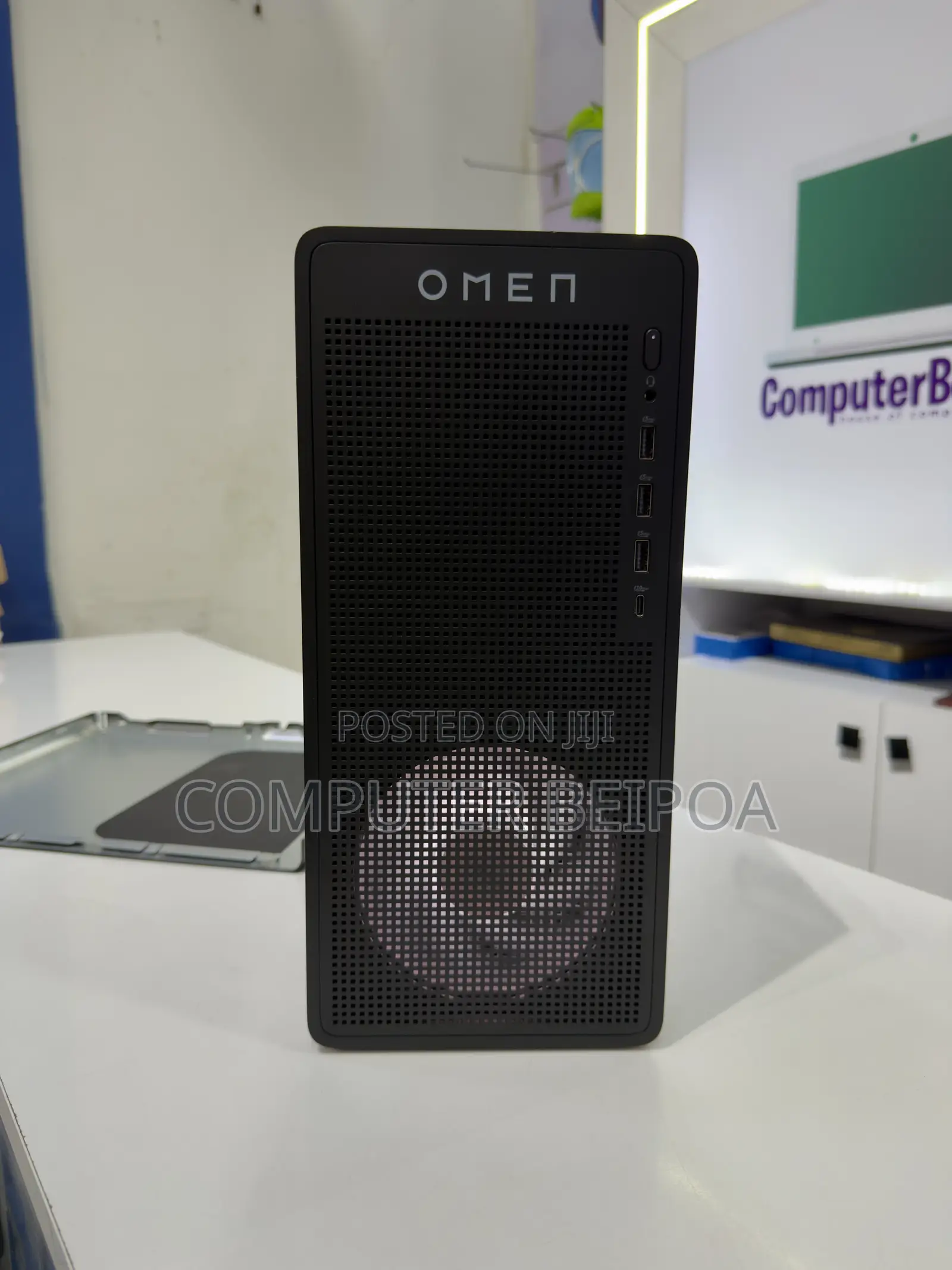 New HP OMEN 35L Gaming Desktop 16GB Intel Core i3 SSD 1T