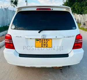 Toyota Kluger 2005 White