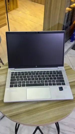 Laptop HP EliteBook 830 G7 16GB Intel Core i7 SSD 512GB